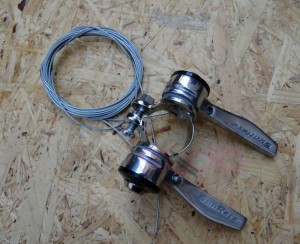 Manetki Sunrace szosowe 2 x 8 SLR80 z obejmą 