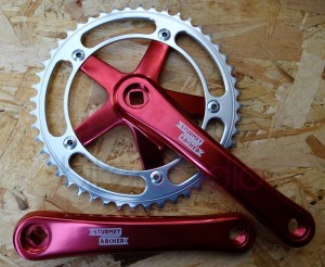 Korba Sturmey Archer FCT66 czerwona anodowana