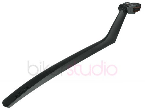 RS1680_11093_S_BLADE_pers_0.jpg